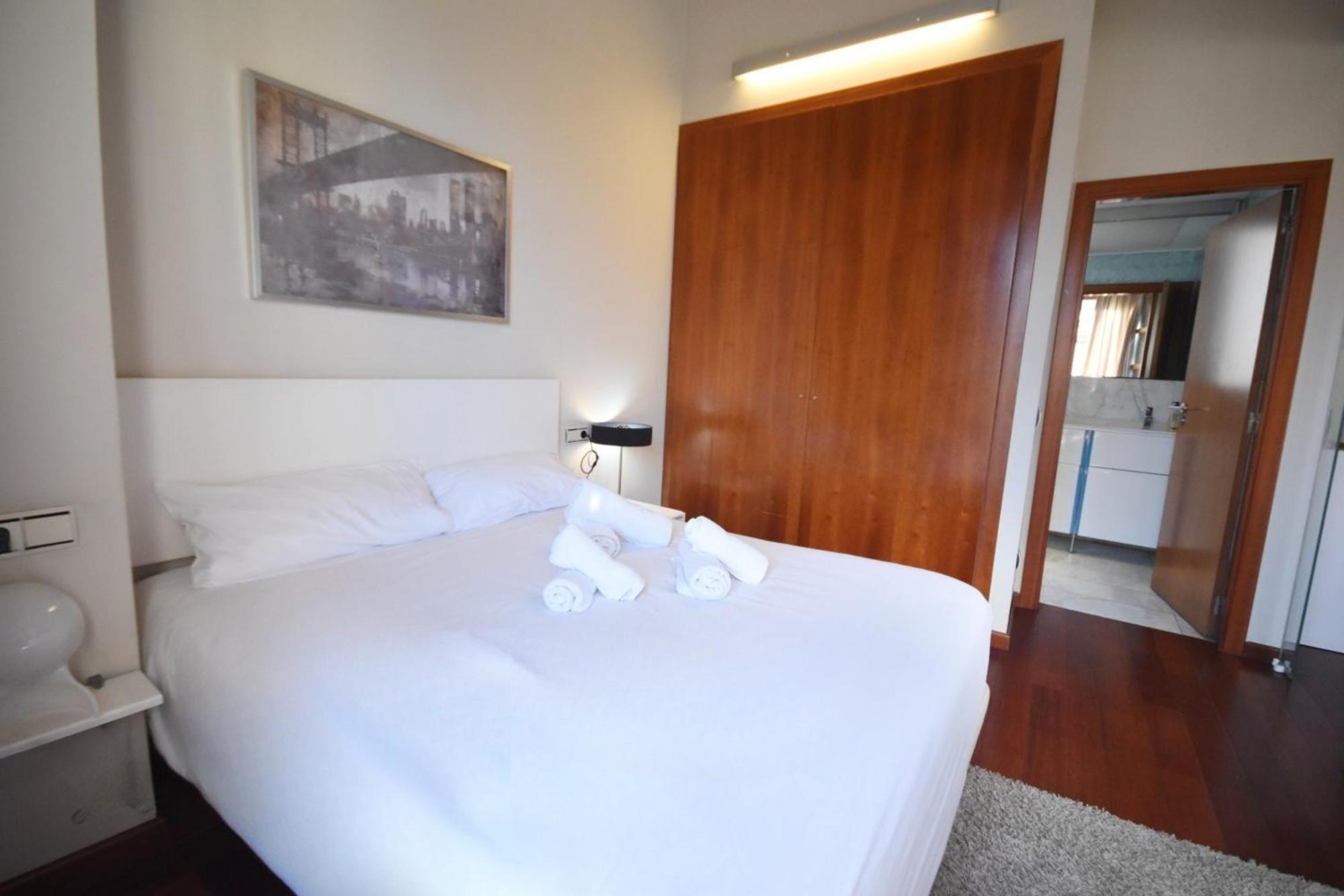 Bello Apartamento En La Plaza Del Tossal บาเลนเซีย ภายนอก รูปภาพ