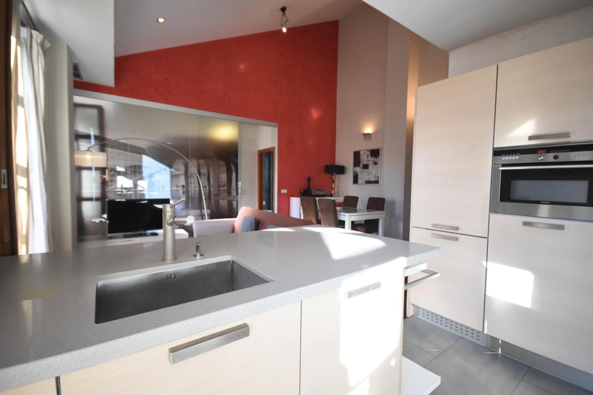Bello Apartamento En La Plaza Del Tossal บาเลนเซีย ภายนอก รูปภาพ
