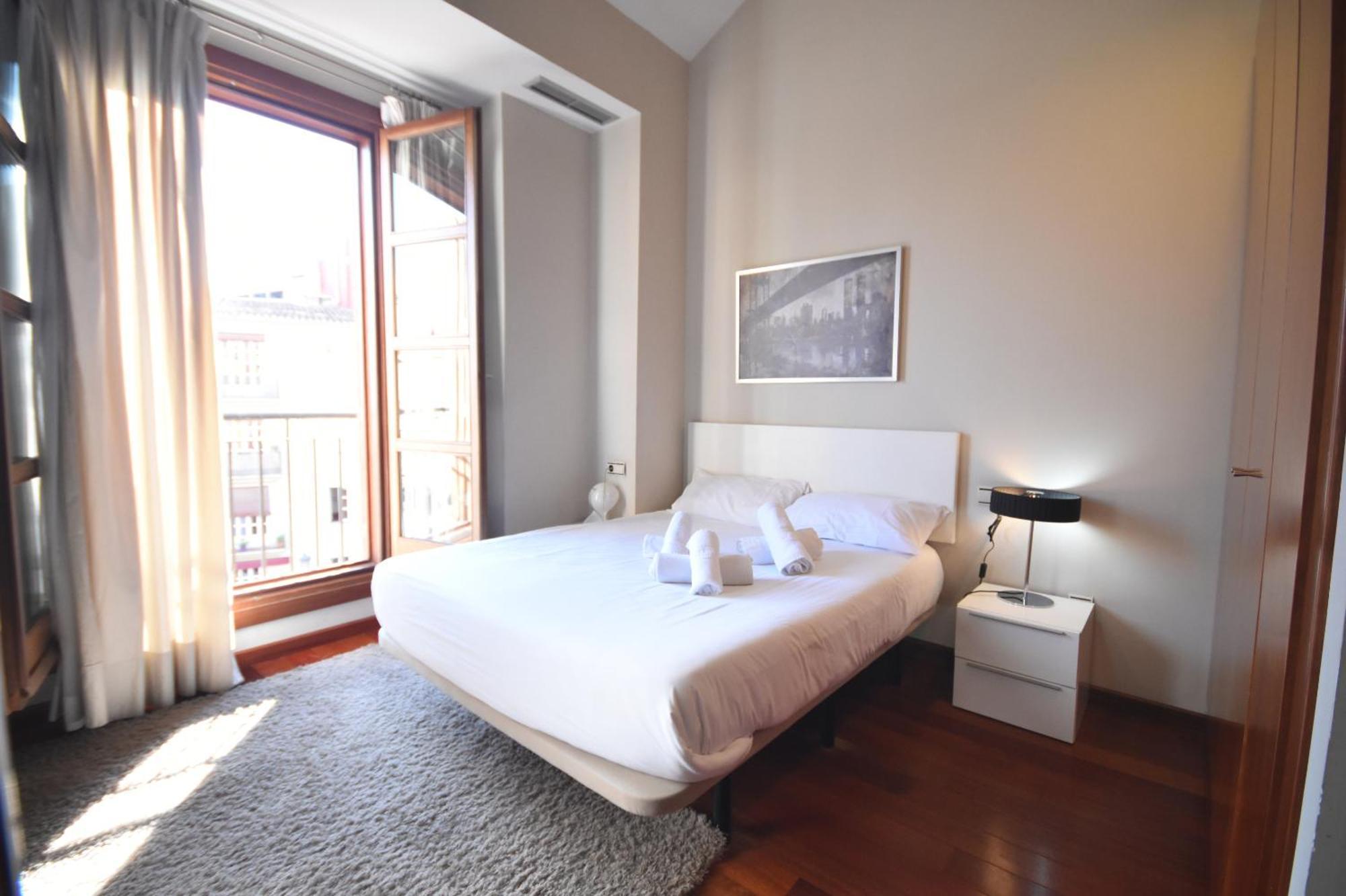 Bello Apartamento En La Plaza Del Tossal บาเลนเซีย ภายนอก รูปภาพ